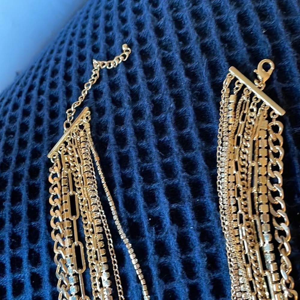 Gold multiple chain necklace - Picture 4 of 4